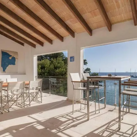 Ferienhaus Arlequin - Casa Arlequin - Luxury Beachfront Andratx